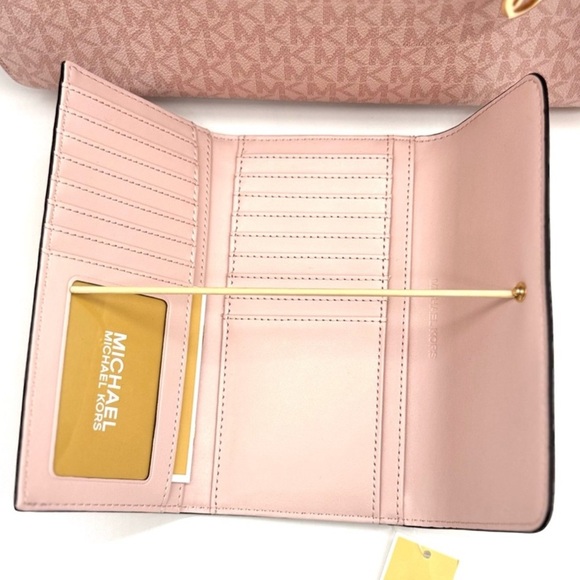 Michael Kors Large Jet Set Travel Shoulder Bag & Trifold Wallet Light Pink - Picture 12 of 13